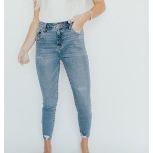 FLASH SALE: CJLA Drew Jeans